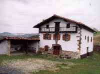 CASA LARTEZARREA
