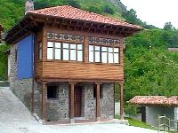CASA L'ABLANU