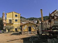 CASA LA ALCOHOLERA