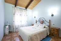 APARTAMENTOS RURALES CARROYOSA