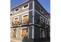 PUERTA DE LA IGLESIA